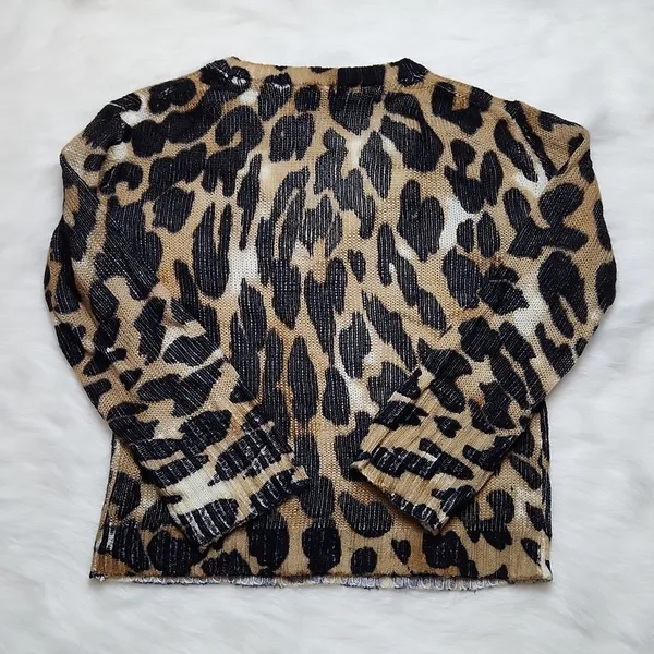 VICI‎ V-neck Animal Print Sweater Small New - Image 9