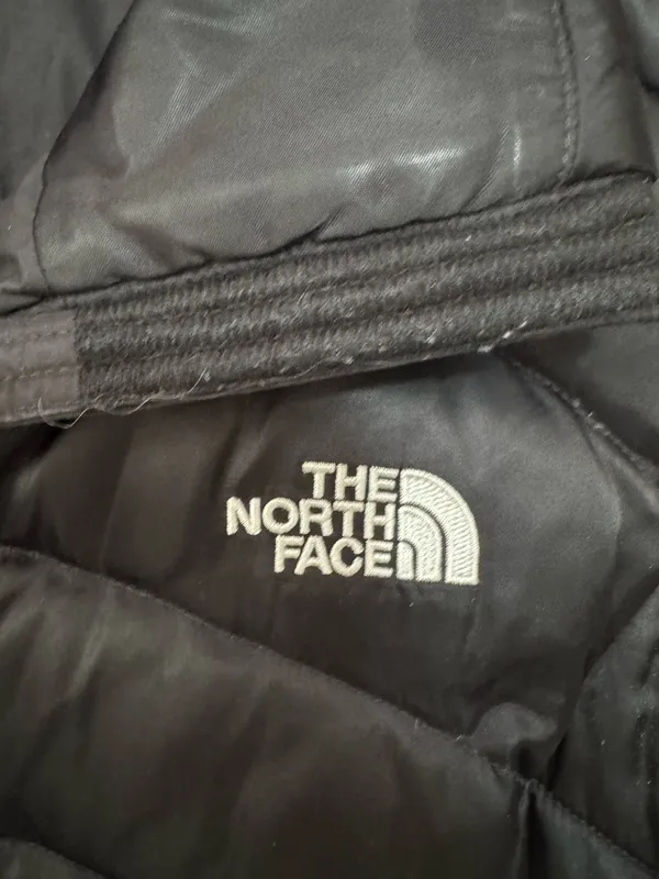 The North Face 550 puffer vest - Image 4
