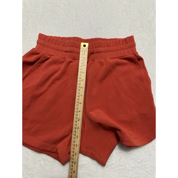 Varley Coulter High Rise Double Soft Short Red Summer Fig Size Small - Image 7