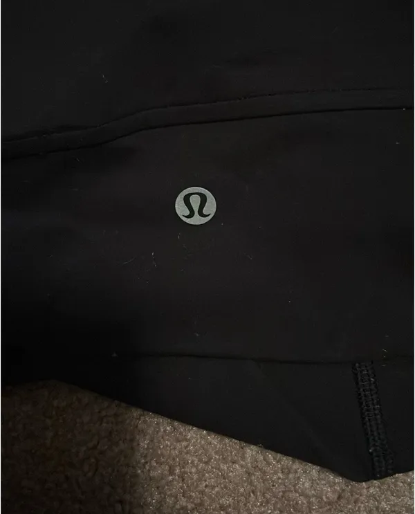 Lululemon Tank Black - Image 4