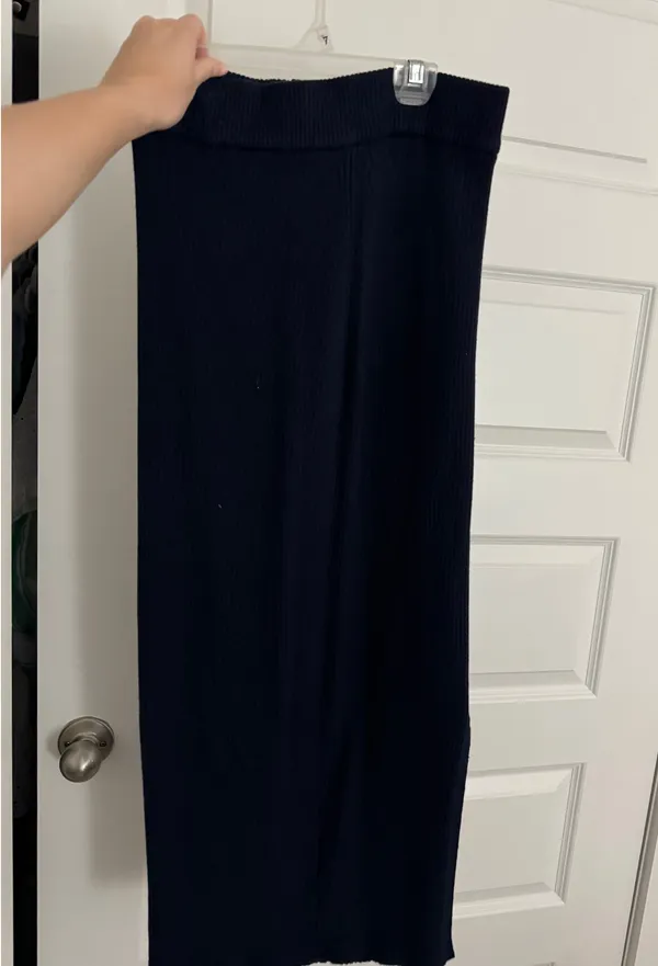 Boutique Knit Navy Maxi Skirt - Image 2