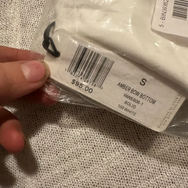NWT WeWoreWhat Amber bow bikini bottoms white - Image 3