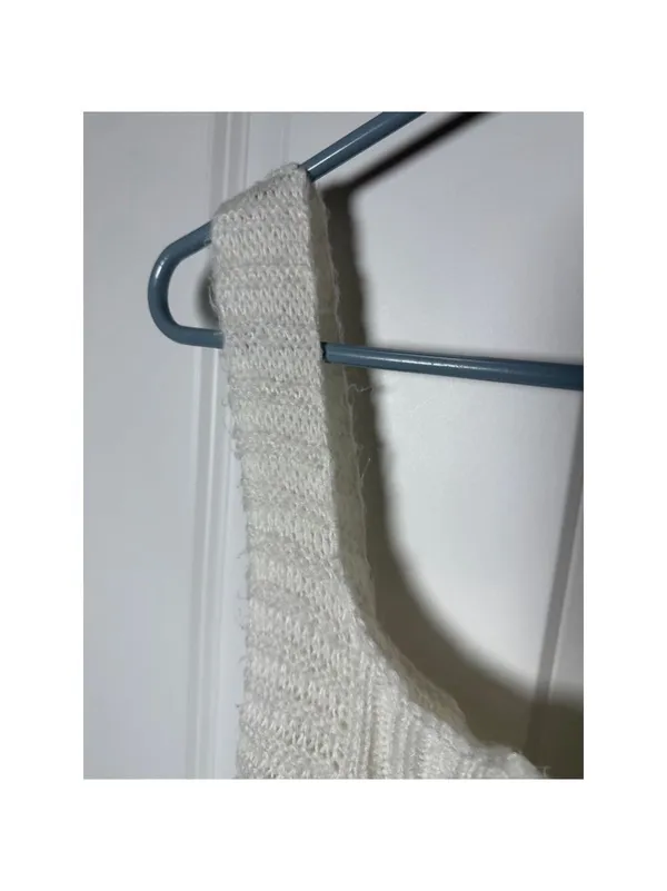 Kendall + Kylie White Cable Knit Tank Top Medium - Image 4