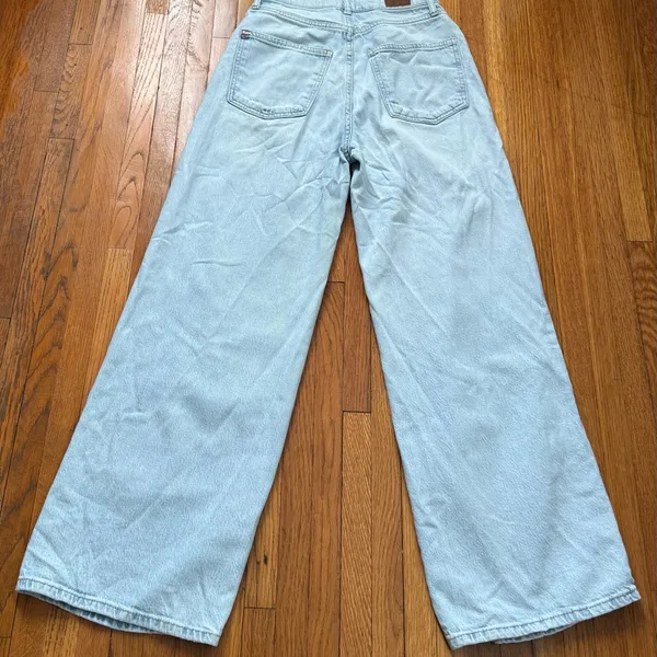 BDG Urban Outfitters High & Wide light wash blue jeans, size 25 western Y2K - Image 10