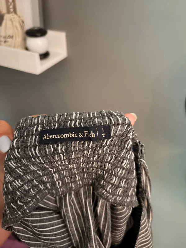 Abercrombie Top - Image 3