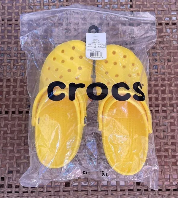 Crocs Lemon Classic Clog - Image 2