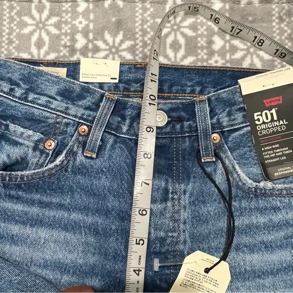 Levi's Women's 501‎ Original Premium Cropped Jeans Athens Ranks 24 x 26 Normcore - Image 12
