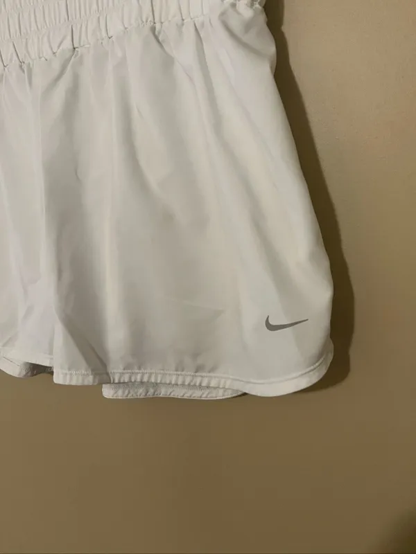 Nike Dri-Fit White Skort Womans Size XL - Image 3