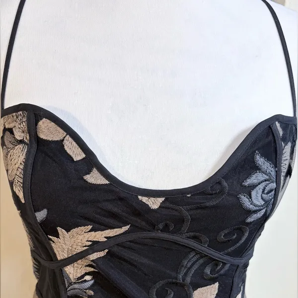 TOBI Embroidered Illusion Floral Halter Sweetheart Neck Mini Dress Sz Small💛 - Image 5