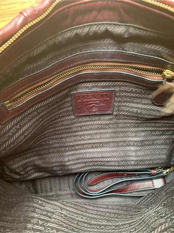 Prada Designer Burgundy Leather Shoulder Bag Vintage Large Purse Accessories - Image 4