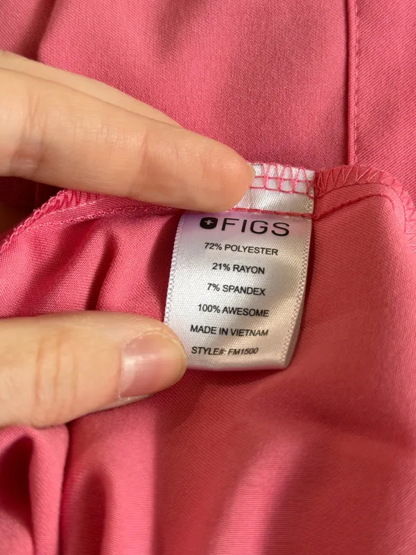 FIGS Leon Men’s Large Pink FIONx Scrub Top NWOT Hidden Pocket - Image 9