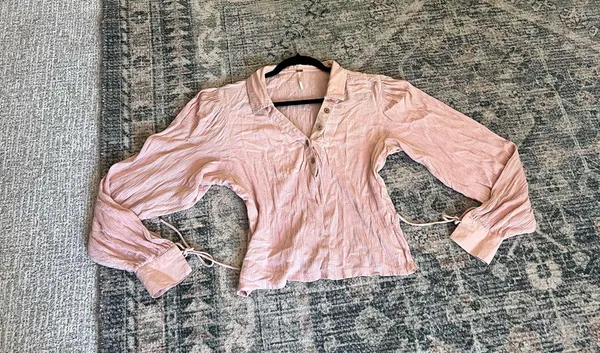 Free people gauze light pink pastel button down blouse M - Image 2