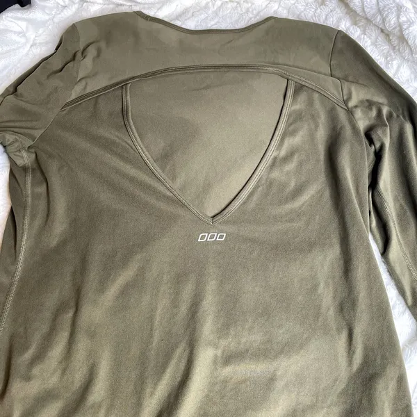 LORNA JANE Olive Green Long Sleeve Workout Top Athletic Athleisure Women's‎ M - Image 2