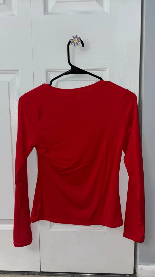 Amazon Suuksess Red Basic long Sleeve - Image 2