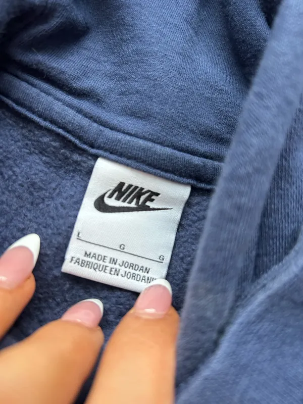 Navy Nike Hoodie - Image 3