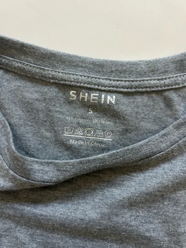 SHEIN Grey Round Neck Short Sleeve T-Shirt - M - Image 3