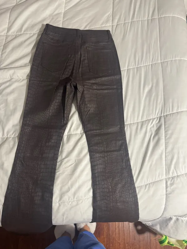 Pretty Little Thing Flare Pants - Image 4