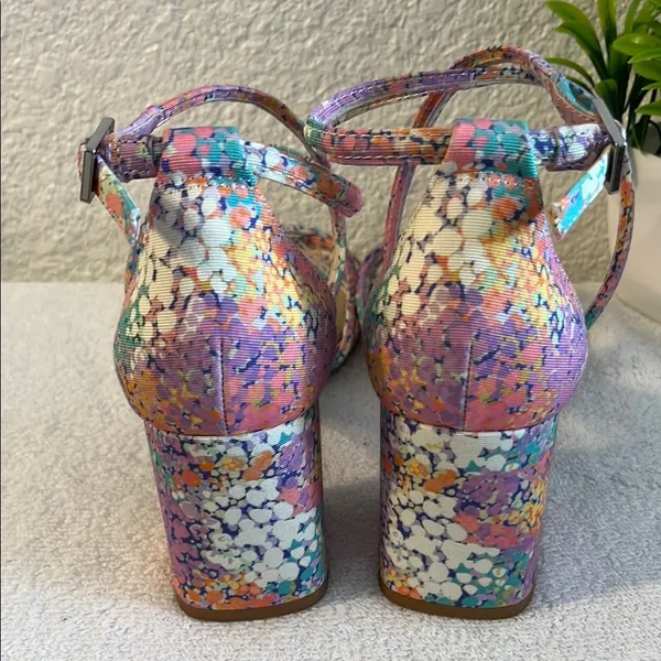 Colorful Strappy Women's Sandals - Image 4