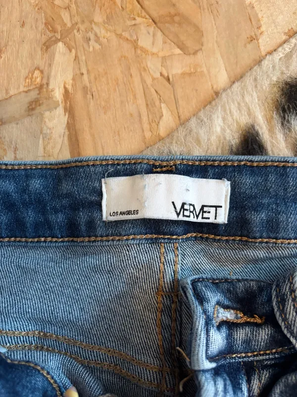 Vervet Jeans - Image 3
