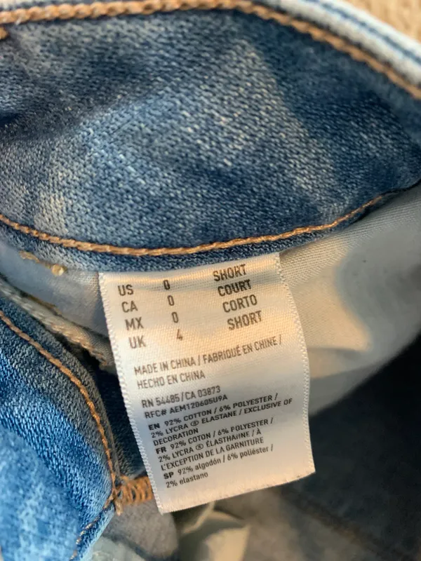 American Eagle Jeans - Image 4