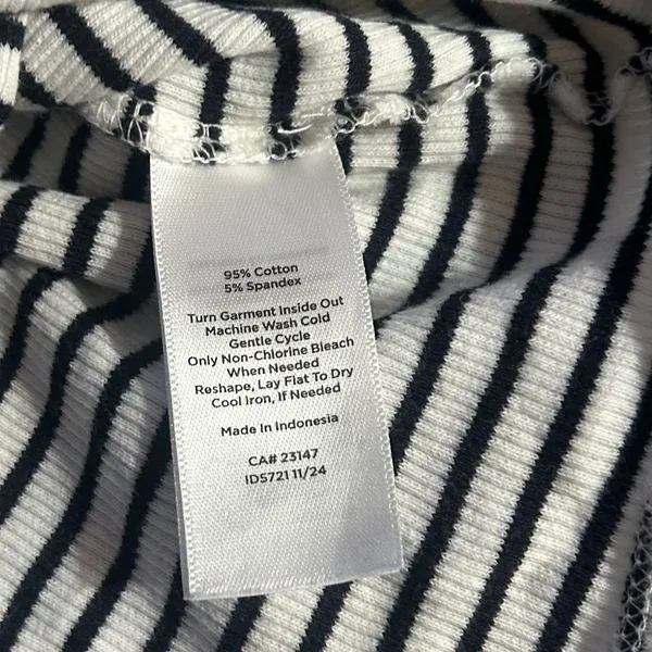 Talbots Black and White Striped V-Neck Tee | Size Large - Image 4