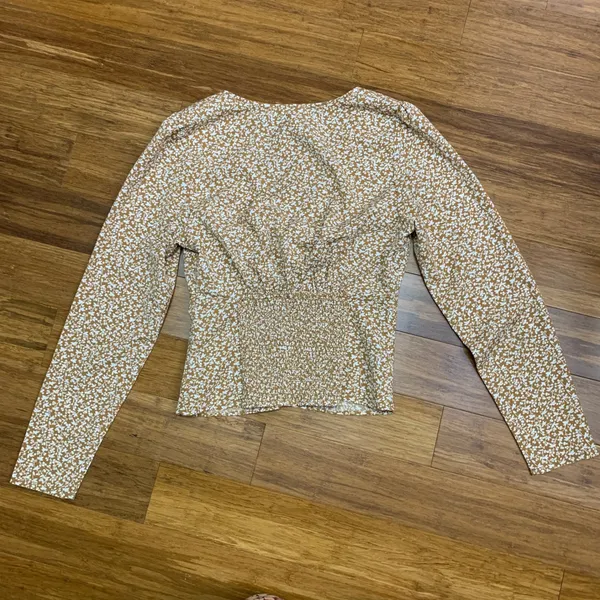 Abercrombie & Fitch Floral Print Long‎ Sleeve Top Smocked Back Women Size Small - Image 4