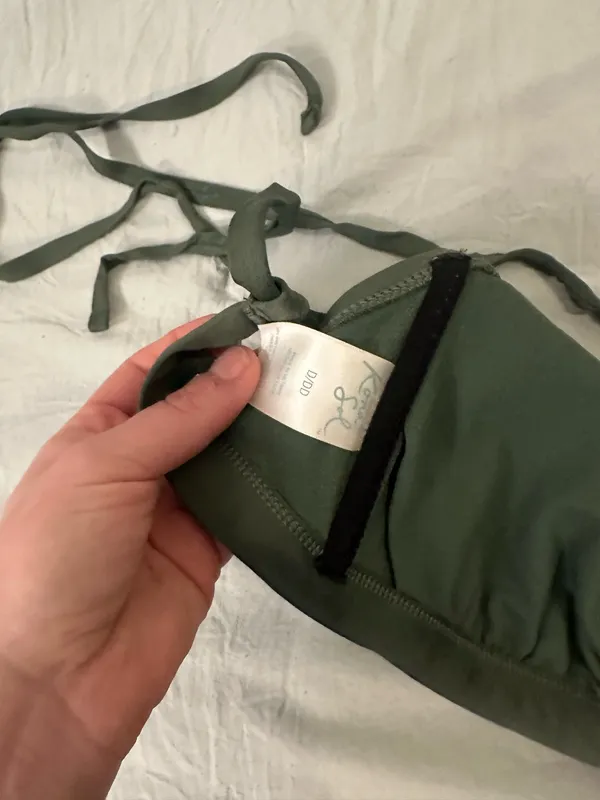 Green Target bikini top good support - Image 4