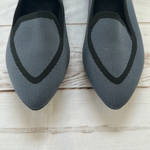 Birdies Blackbird Women's Pointed Knit Flats - Gray & Black - Image 3