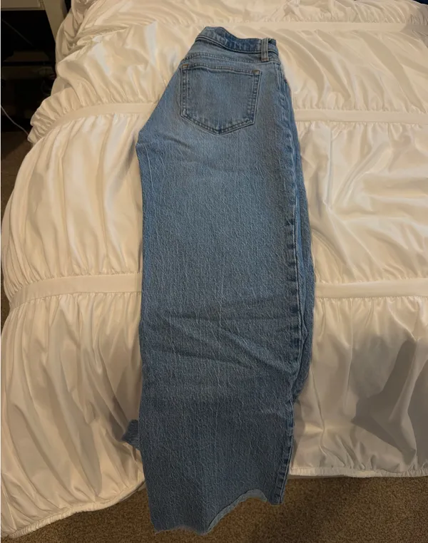 Abercrombie 90s High-Rise Relaxed Jeans - Image 3