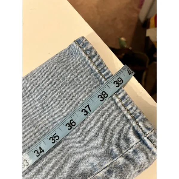 501s Levi's Light Wash Relaxed High Rise Straight Leg Jeans Size 28 - Image 11