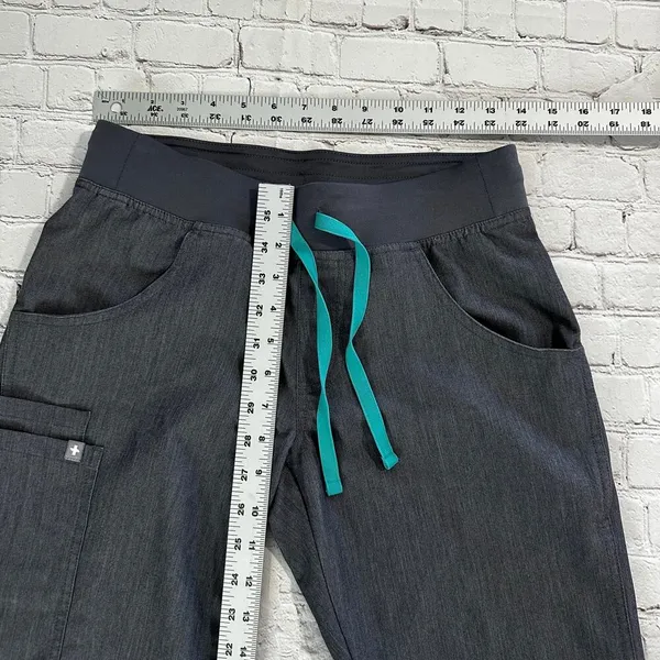 Figs scrub Pants size XSmall - Image 5