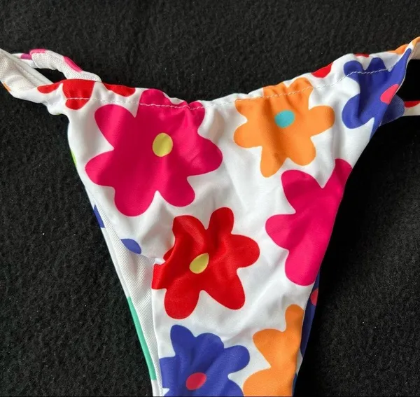 Boutique floral cheeky bikini set - Image 5