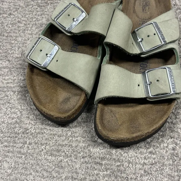 Birkenstock Arizona Leather Sandals Womens 7 Light Green EU 38 Mens 5 - Image 13