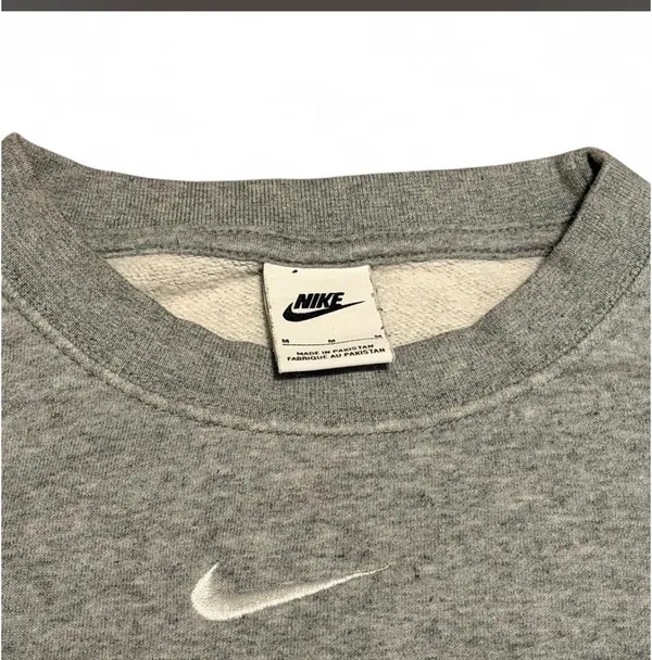 Nike Cropped Sweatshirt Women’s Medium Grey - Image 3