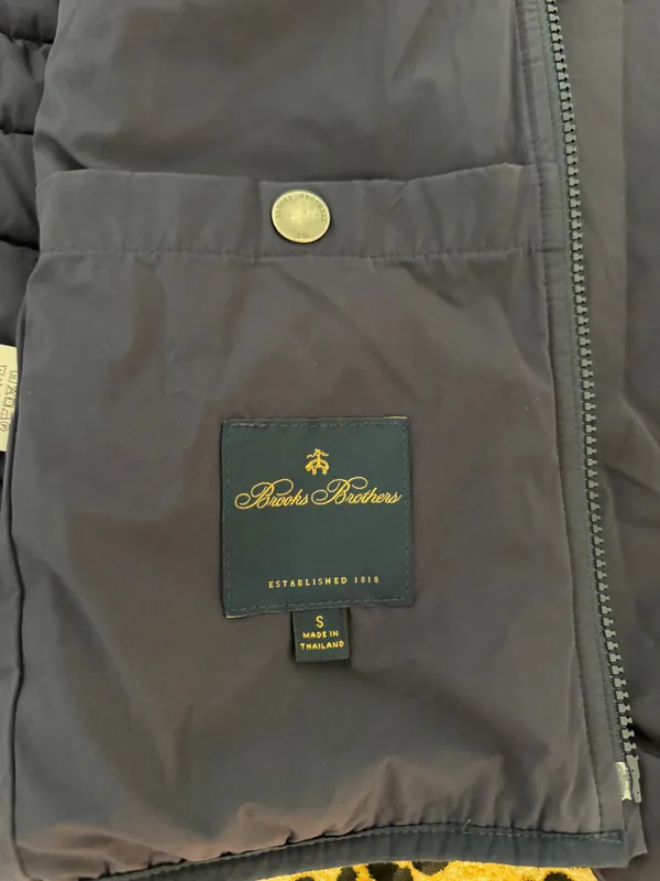 Brooks Brothers puffer jacket  - Image 3