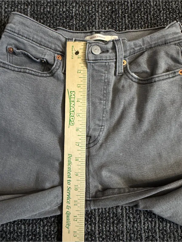 Levi's Wedgie Straight Ankle Jeans Button Fly Size 28 - Image 4