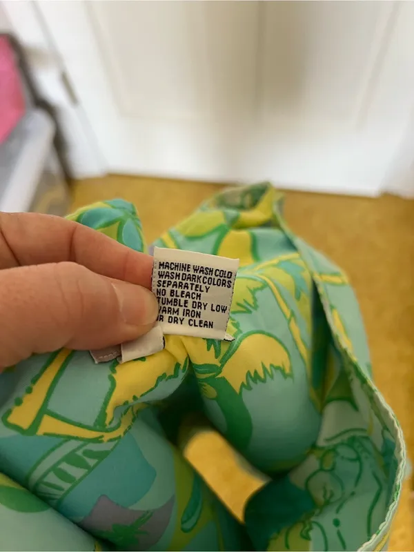 Lilly Pulitzer Aqua Tropical Print Mini Skirt with Green & Yellow Accents - Image 8