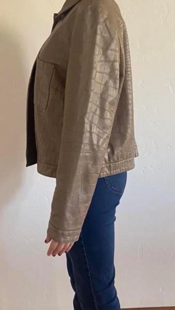 Light Brown Crocodile Print faux leather Jacket Size M - Image 3