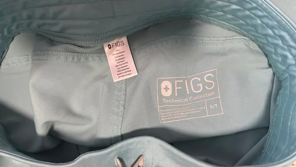 FIGS Scrub Pants Wide-Leg - Image 3