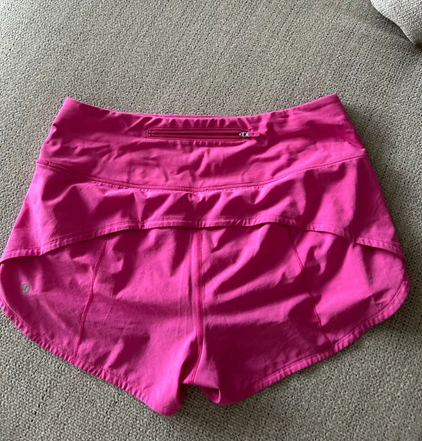 Lululemon Speed Shorts 2.5" - Image 2