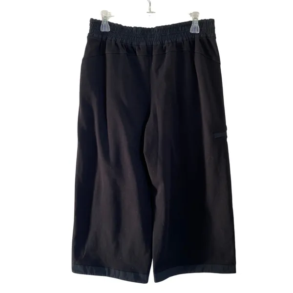 Athleta Triumph Hybrid Wide Crop Black Pants Size‎ M #533711 - Image 2