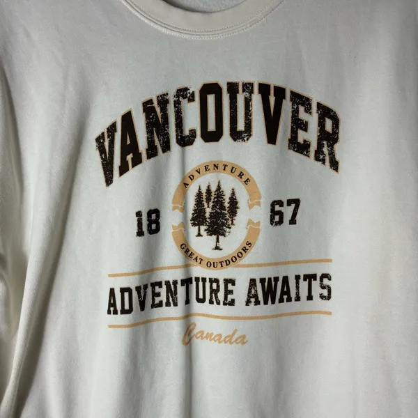Vancouver Canada Graphic Sweatshirt Women’s L Tan Crewneck Adventure Awaits - Image 2