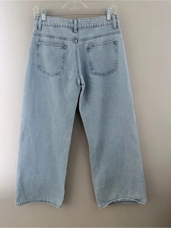 Edikted Light Wash Wide Leg Baggy Jeans Size S Low Rise Y2K Skater Denim - Image 3