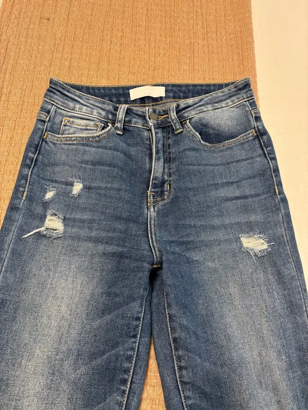 Vervet Straight Jeans - Image 9