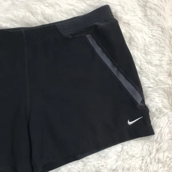 Nike FIT DRY Stretch Workout Shorts stretch black sz Small - Image 2