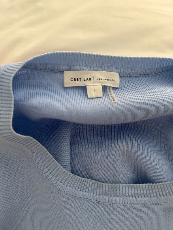 Boutique Blue Crop Top - Image 3