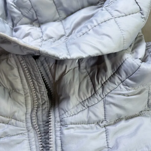 The North Face Thermoball Women’s Jacket xL - Image 7