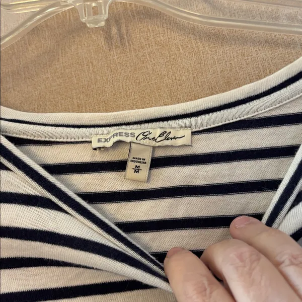 FINAL MARKDOWN Express Black and White Striped Top medium - Image 4