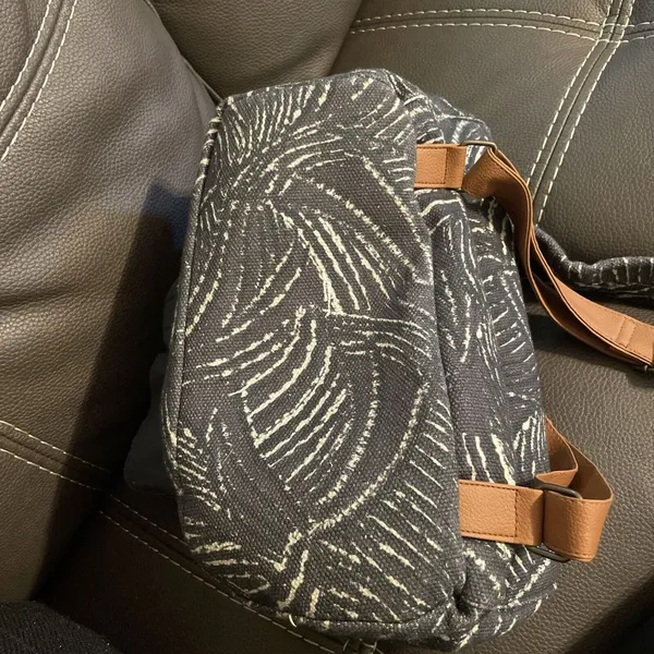 lu elle Back Pack - Image 11