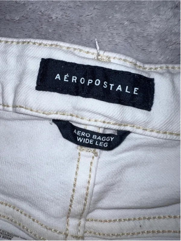 Aeropostale Wide Leg Jeans Size 8 - Image 4